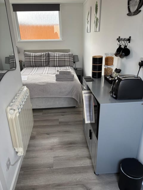 Payne’s Pad Vacation rental in Poole