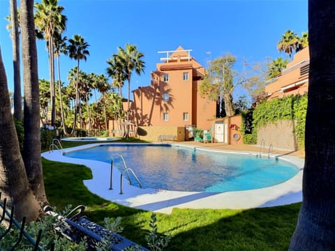 Property building, Day, Garden, Garden view, Pool view, Swimming pool