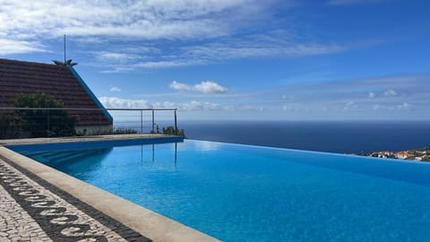 Sea view, Swimming pool