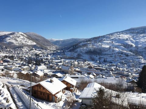 Chalet des 3 Vallées, spacious and comfortable 12p Chalet in La Bresse