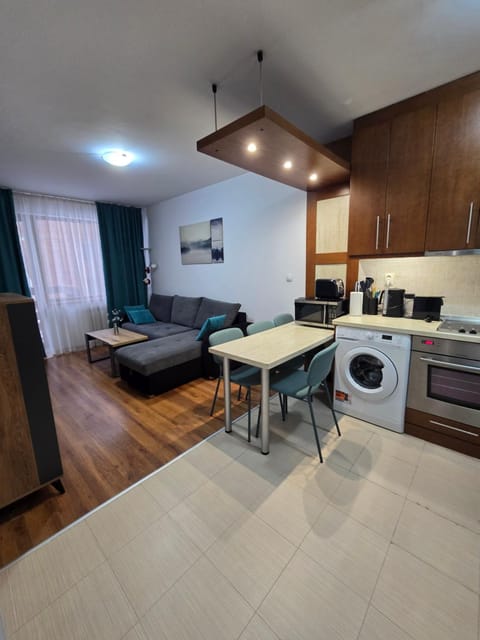 Апартамент В204 Belvedere Holiday Club Apartment in Blagoevgrad Province
