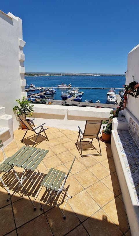 View (from property/room), Balcony/Terrace, Sea view