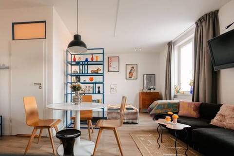 Library, TV and multimedia, Living room, Seating area, Dining area