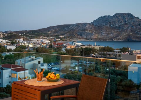 Natural landscape, Balcony/Terrace, Sea view