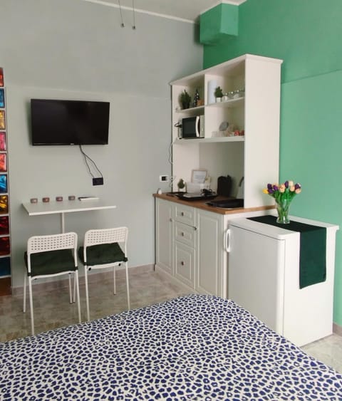 TV and multimedia, Kitchen or kitchenette, Dining area