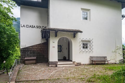 Chateau Ciasa Soldà Luxe Marmolada Apartment in Vigo di Fassa