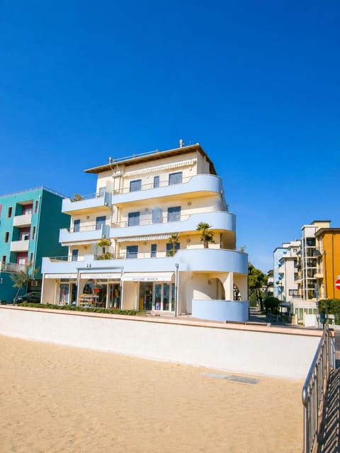 Property building, Facade/entrance, Beach