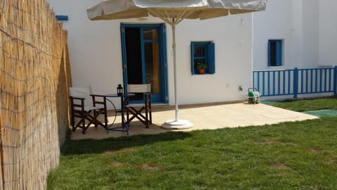 Epinio Apartment in Paros, Greece