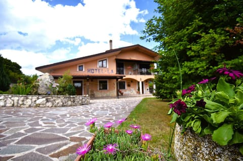 Hotel LA LOGGIA Bed and Breakfast in Castel di Sangro