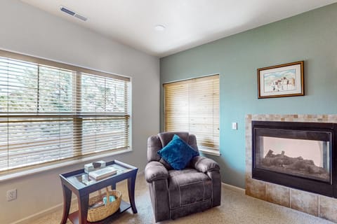 Mountain Vista Apartment in Fraser