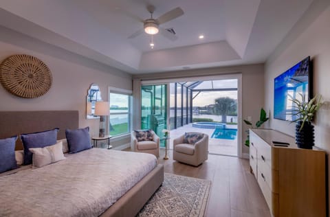 Sunset Cove House in North Naples