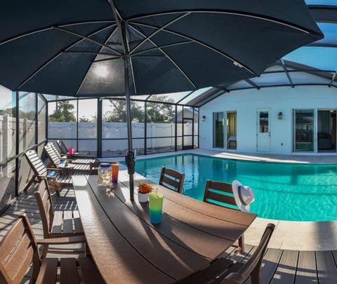 Margaritaville House in Naples Park