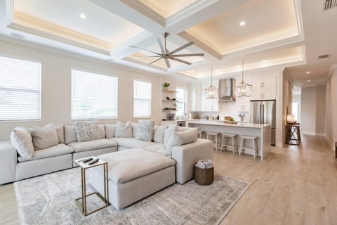 Beachy Dream House in Naples Park