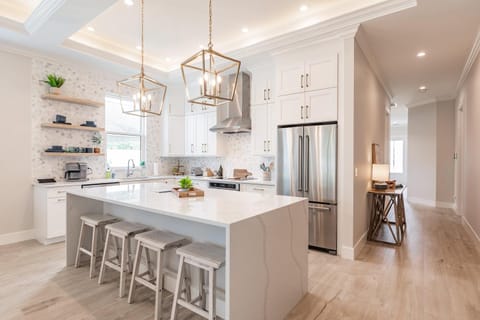 Beachy Dream House in Naples Park