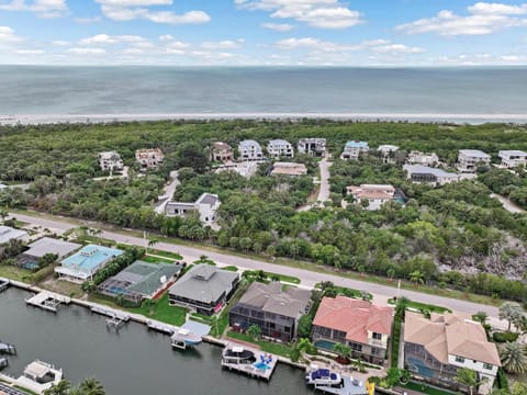 Custom built home in Tigertail with pool/spa/kayaks House in Marco Island
