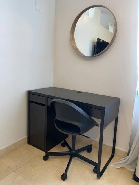 South Beach Escape Apartment in Flamingo Lummus