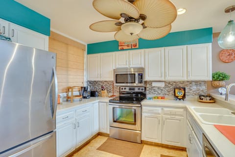 Kailua-Kona Condo Rental about half Mi to Golf Course! Apartment in South Kona