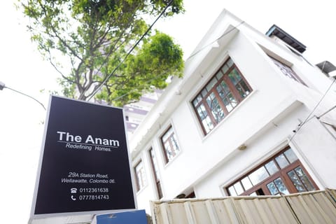 Property building, Day, Street view