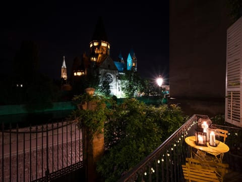 Une Romance au bord de l’eau (en hyper-centre) Apartment in Metz