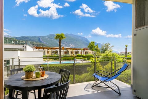 Property building, Day, Natural landscape, View (from property/room), Balcony/Terrace, Dining area, Garden view, Mountain view, Pool view, sunbed