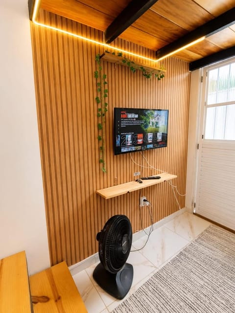 Communal lounge/ TV room, TV and multimedia