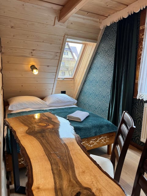 Photo of the whole room, Seating area, Bedroom, hair dresser