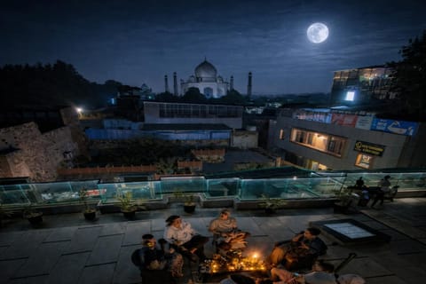 Balcony/Terrace, Landmark view