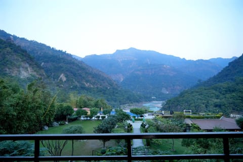 Mountain view, River view