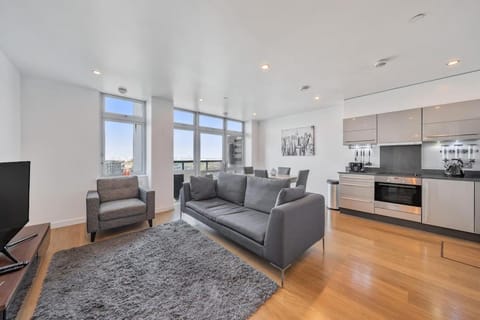 TV and multimedia, Kitchen or kitchenette, Living room, Dining area, pet friendly