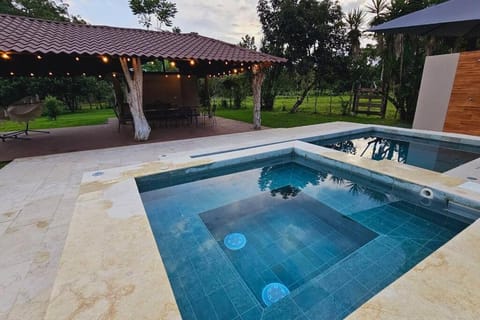 BBQ facilities, Hot Tub, Spa and wellness centre/facilities, Swimming pool