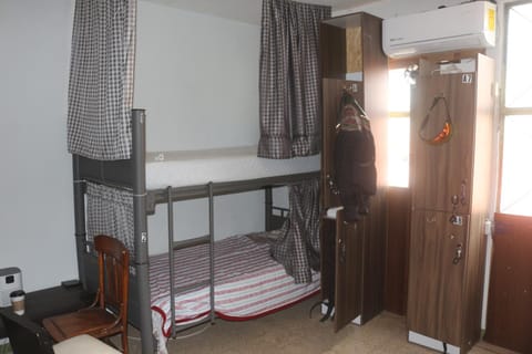 Bed, Bedroom, bunk bed, wardrobe