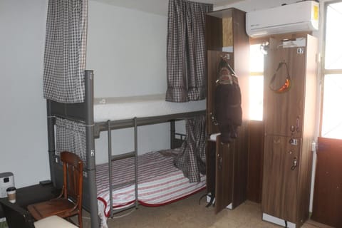 Bed, Photo of the whole room, Bedroom, bunk bed