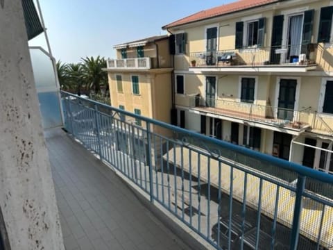 Casa Marina - MONEGLIA APARTMENTS Apartment in Moneglia