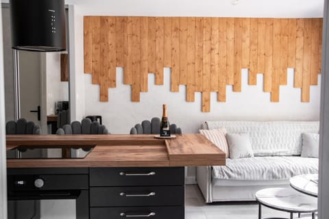 Living room, Seating area, kitchen
