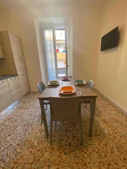 TV and multimedia, Dining area