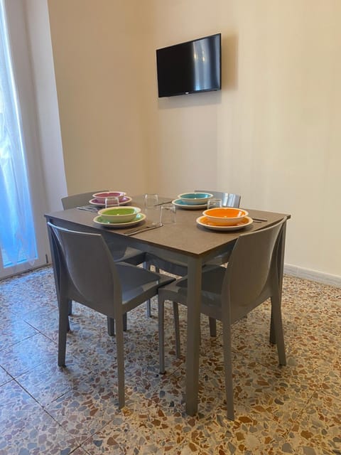 TV and multimedia, Dining area