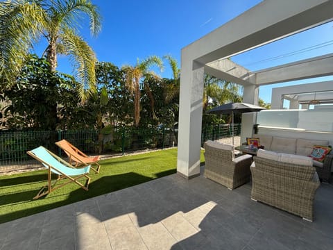 Garden, Garden view