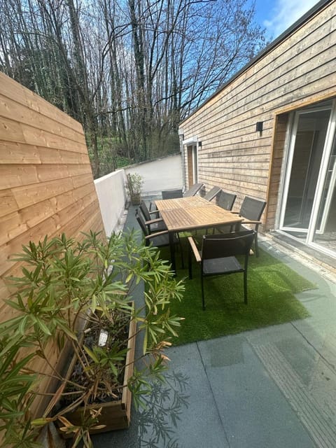 Appart lac lamartine Apartment in Tresserve