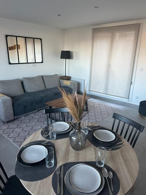 Appart lac lamartine Apartment in Tresserve