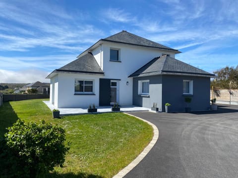 Maison L'Hermine (à 600m de la plage de Morgat) House in Crozon
