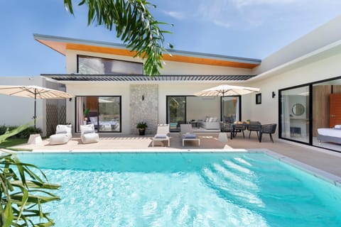Property building, Patio, Day, Natural landscape, View (from property/room), Balcony/Terrace, Seating area, Pool view, Swimming pool, sunbed