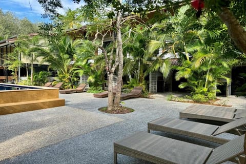 Property building, Balcony/Terrace