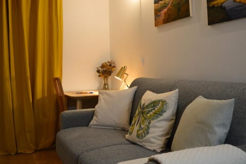 Studio 88 Apartment in Courbevoie