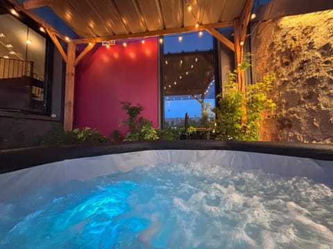 Hot Tub