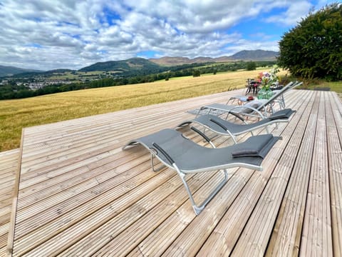 Natural landscape, Balcony/Terrace, Spa and wellness centre/facilities, Mountain view, sunbed