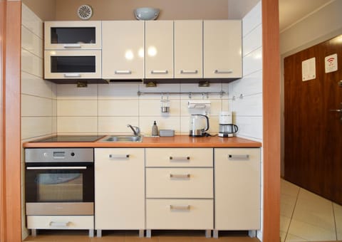 Kitchen or kitchenette, pet friendly