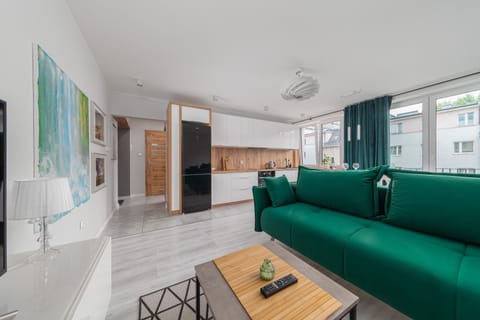 Kitchen or kitchenette, Living room, Seating area