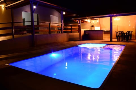 Night, Pool view