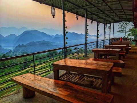 Natural landscape, Balcony/Terrace, Mountain view