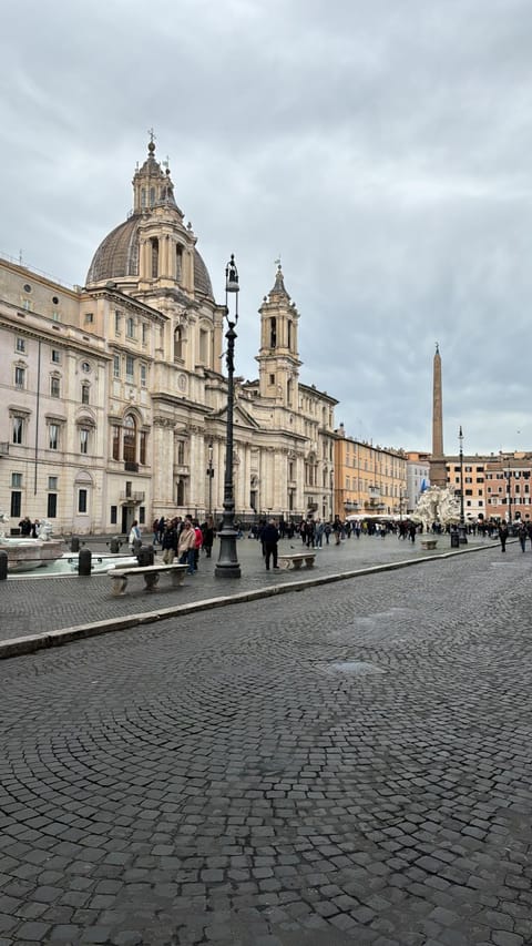 Nearby landmark, Day, City view, Landmark view, Location